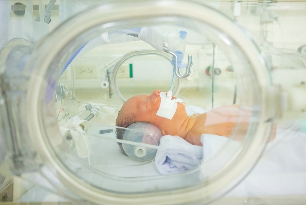 Herkömmliche Beatmungsmethoden können bei der Operation von Neugeborenen große Risiken bergen. Jetventilation minimiert die Risiken.